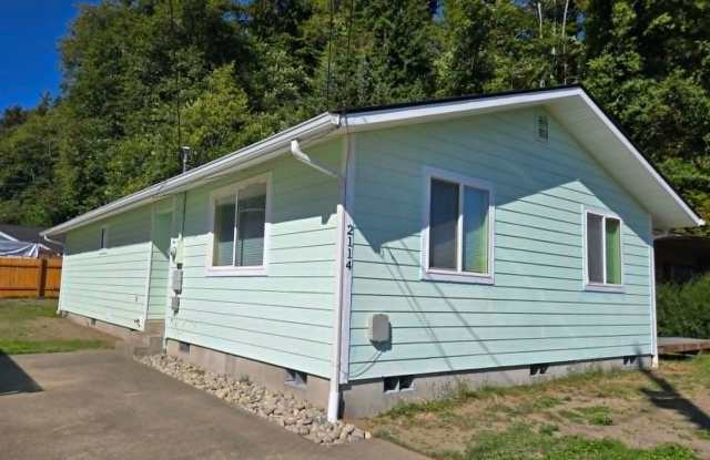 Aberdeen 3 bed, 1 bath home!