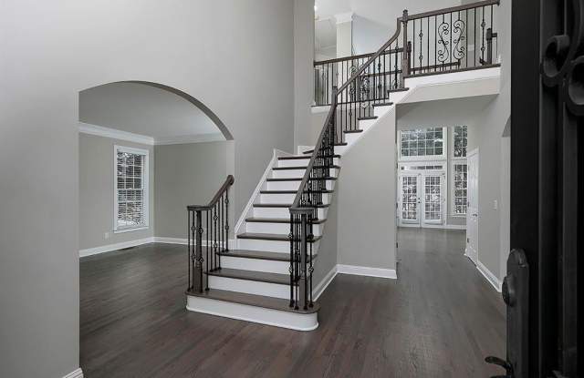 4055 SAINT MICHELLE Lane