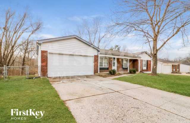 6208 Silver Fox Drive