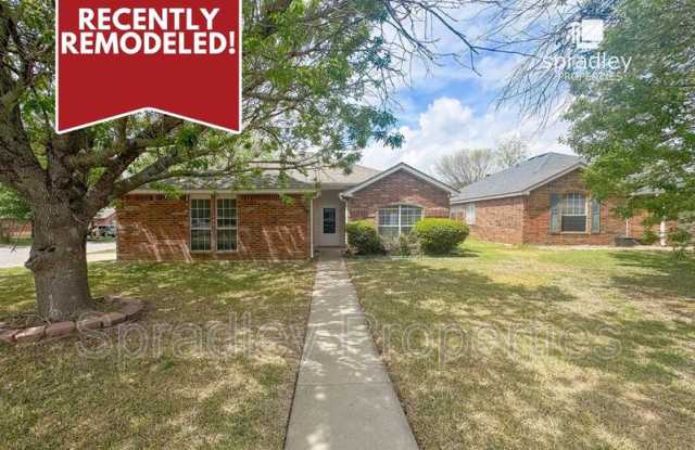 2720 Greenbriar Ct
