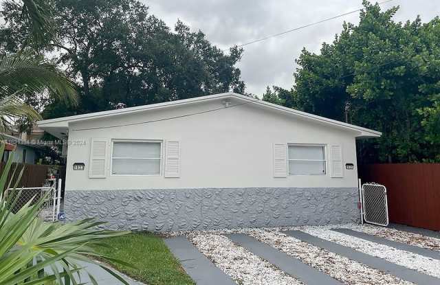 1831 NW 41st St