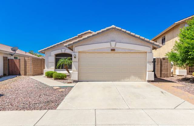 Spacious 3 Bed, 2 Bath Home in Boulder Creek - 2241 East Heston Drive, Phoenix, AZ 85024