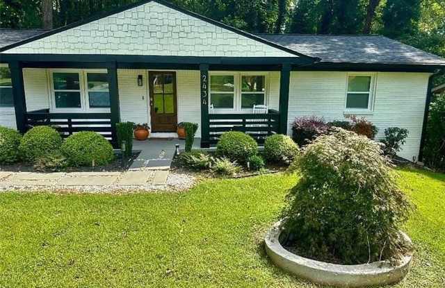 Room in 2 Bedroom Home at Rockcliff Rd SE