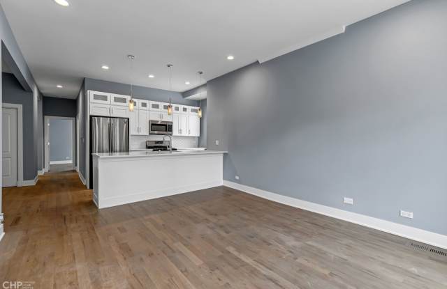 6439 S Maryland Avenue