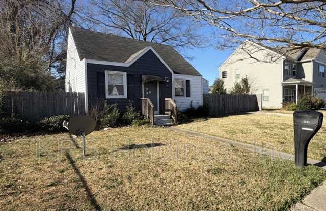 Photo of 2209 Silbert Road