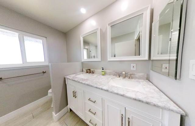 6838 Del Playa Drive