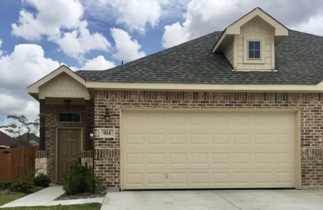 914 Chaparral Trail - 914 Chaparral Trl, Midlothian, TX 76065