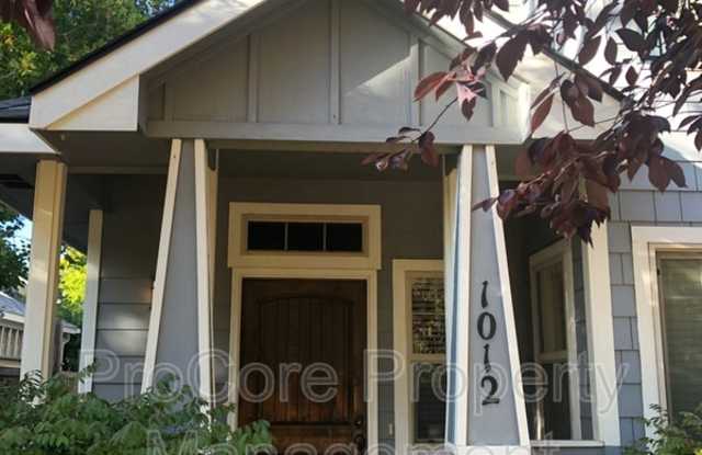 1012 E McKinley St.