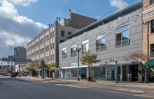 Loft Downtown Long Beach with 2 Parking Spaces!