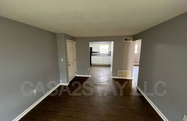 4805 Saddlebrook Lane