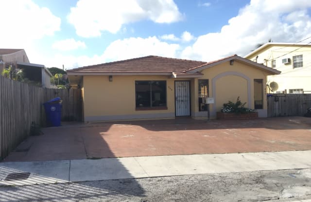 944 NW 22 Place - 944 - 944 Northwest 22nd Court, Miami, FL 33125