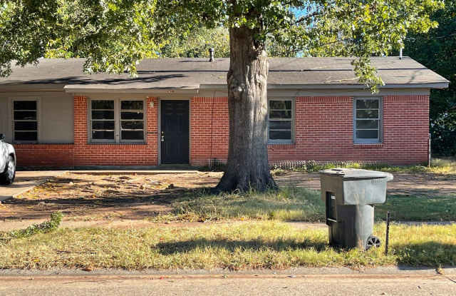 2027 Rodney Street - 2027 Rodney Street, Bossier City, LA 71112