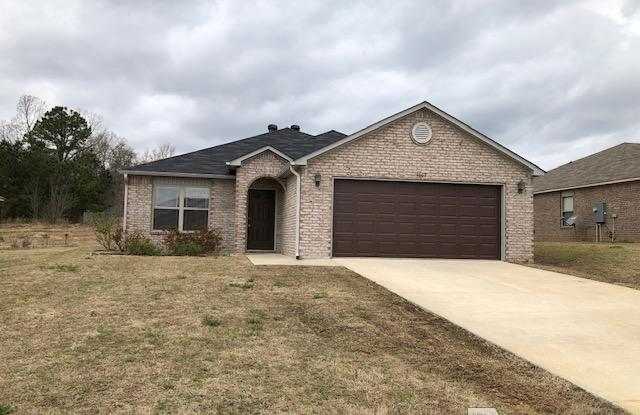 4607 Kami Dr - 4607 Kami Dr, Jonesboro, AR 72404