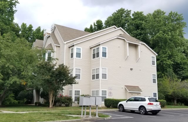 109 Stratford Drive, Unit H - 109 Stratford Drive, York County, VA 23185