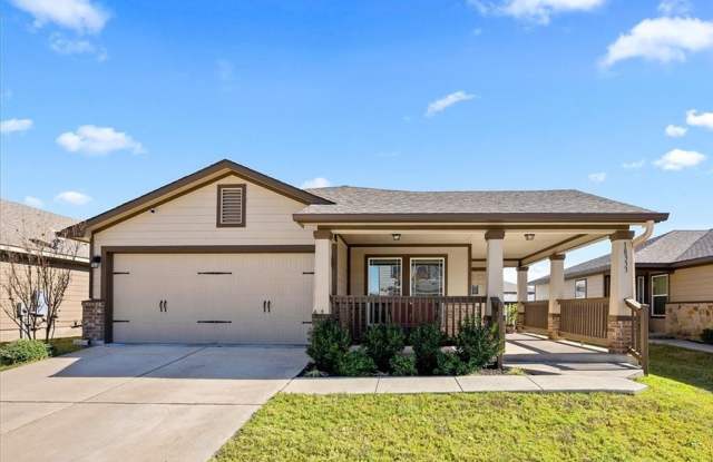 3 Bedroom, 2 Bath, Single Story Home in Highland Park