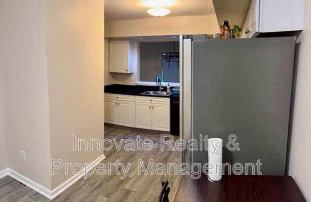 584 S Mount Vernon Cir