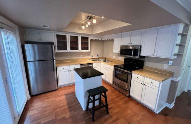 Old Hickory / Nolensville Rd 3bed 2.5 bath