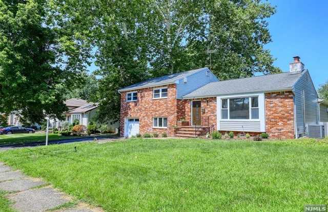 23 Garwood Road