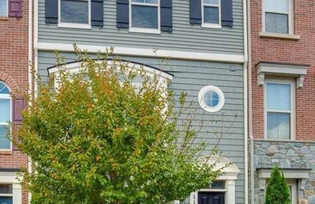 11888 COUNTRY SQUIRE Way