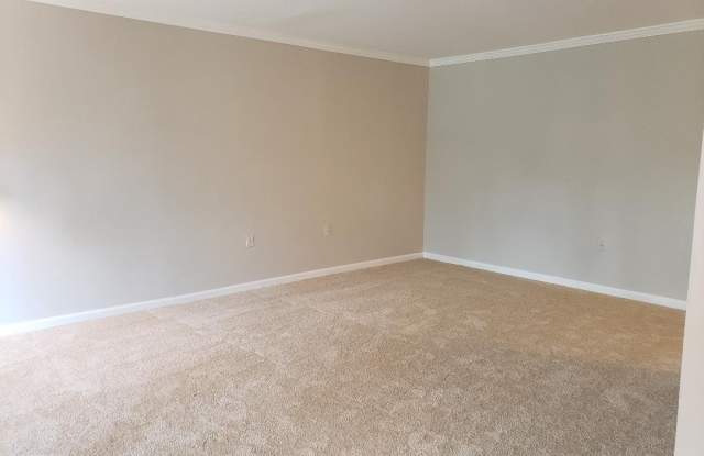 1434 NORTHGATE Square unit: 1434-22B