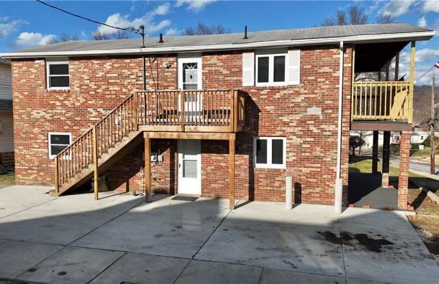 927 Vance Ave Unit A