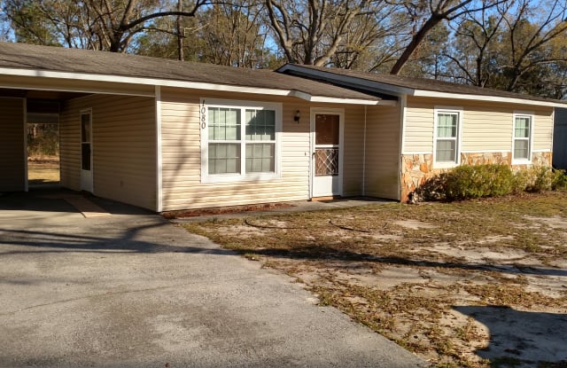 1080 Ricade Dr - 1080 Ricade Drive, Hinesville, GA 31313