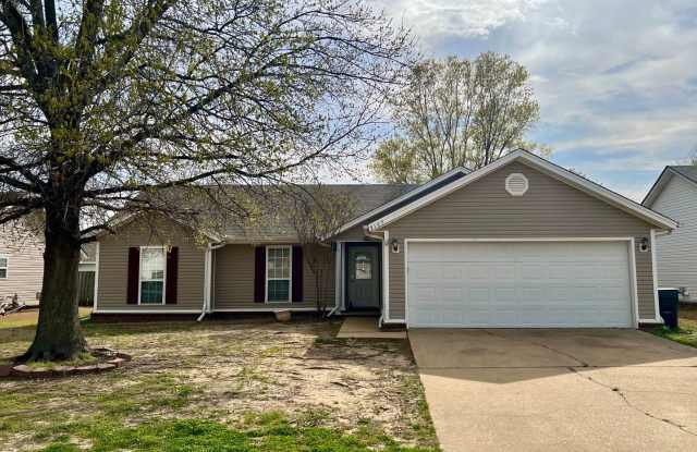 4 Bed, 2 Bath with Fenced Yard, Two-Car Garage, and Jetted Tub