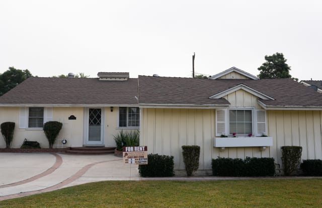 7424 Halray Ave - 7424 Halray Avenue, West Whittier-Los Nietos, CA 90606