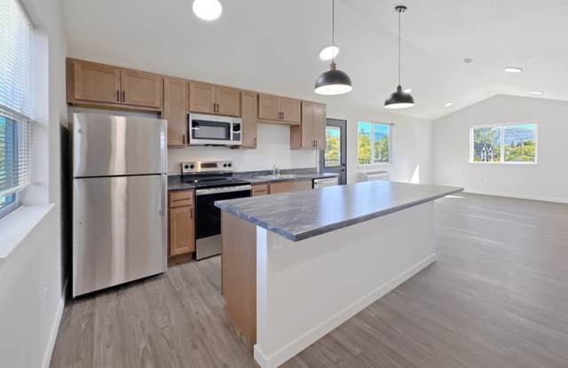 Photo of 735 Grant Street