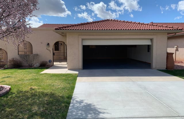 1404 AQUILA DR - 1404 Aquila Drive, Pueblo, CO 81008