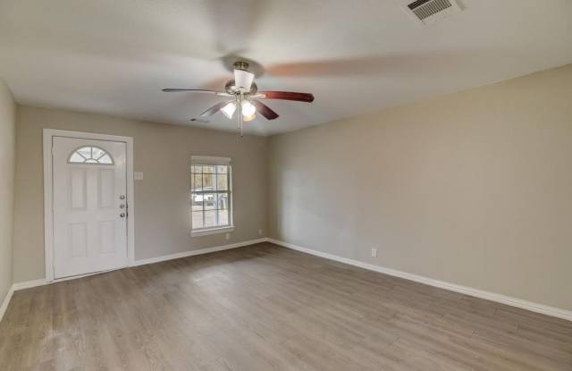 3303 Speedway Street