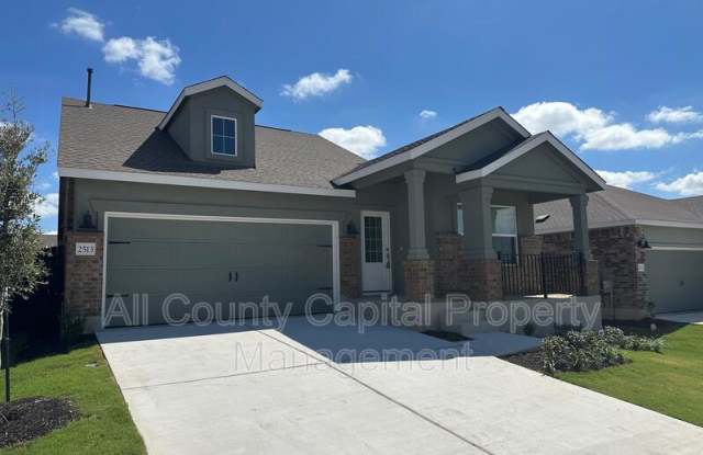 2513 Four Waters Loop