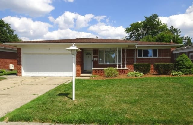 32106 Gainsborough - 32106 Gainsborough Drive, Warren, MI 48088