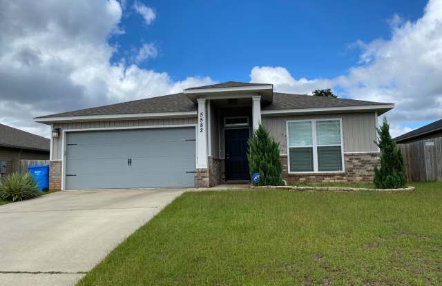 Great Pace Property - 5582 Peach Drive, Santa Rosa County, FL 32571