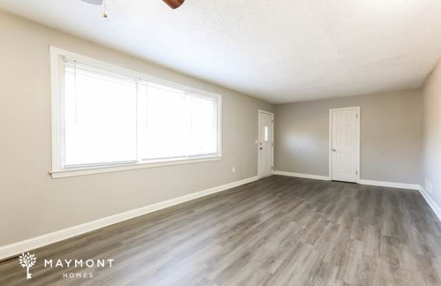 311 East Dorchester Boulevard