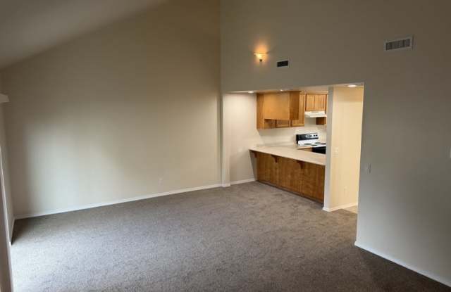 1866 NE Fairview Ave