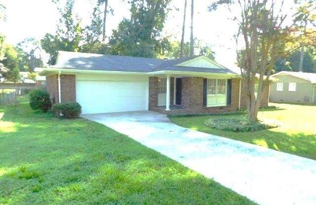 Photo of 879 Forest Ridge Drive SE