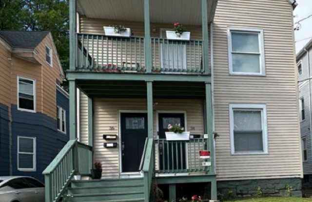 Photo of 34 Mahl Avenue