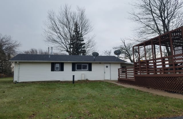 1707 NE Frontage Rd - 1707 NE Frontage Rd, Mount Pleasant, WI 53177