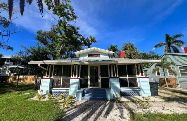 "Charming Historic Downtown Fort Myers Home - Fully Furnished 2 Bed, 1 Bath with Washer/Dryer!" photos photos
