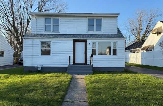 Photo of 104 Balbach Drive