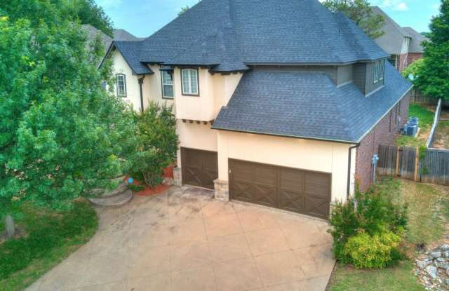 Stunning Executive Home for Lease!