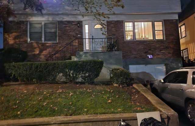 Photo of 166 Hillcrest Road