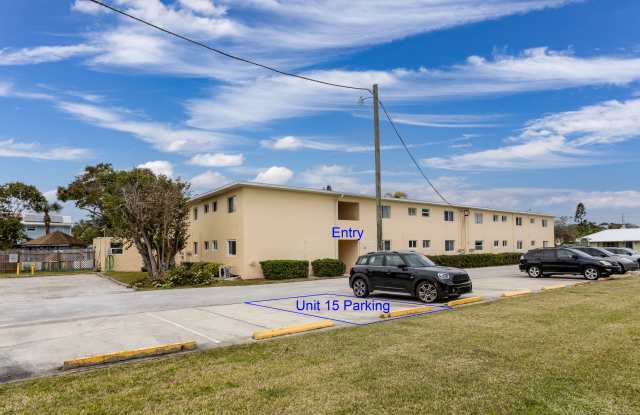 211 Circle Drive - 15BUnit 15B