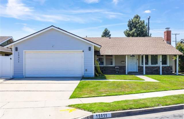 15011 Sussex Circle