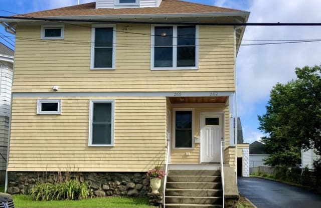 262 Brown Street - 262 Brown Street, Waltham, MA 02453