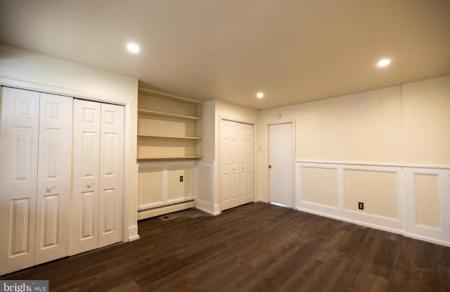 103 E MONTGOMERY Avenue