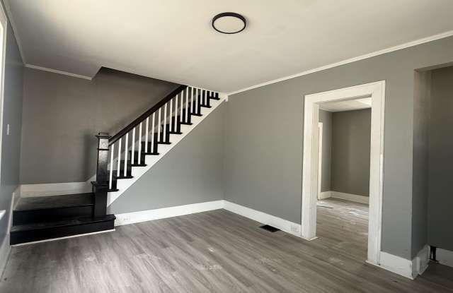 2228 Guilderland Avenue