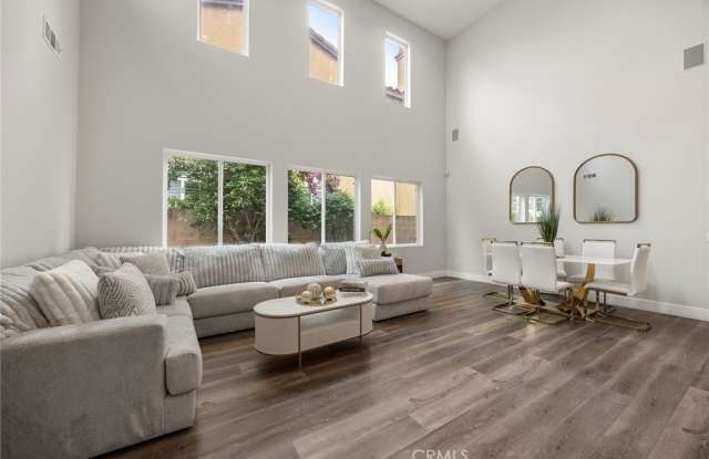 2548 Ironbark Street