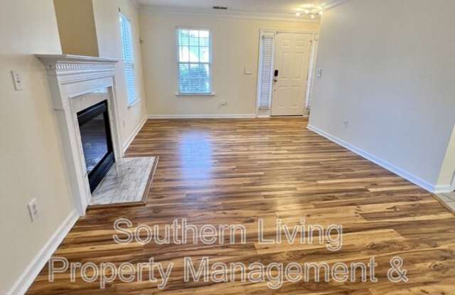 1717 Chinchester Lane